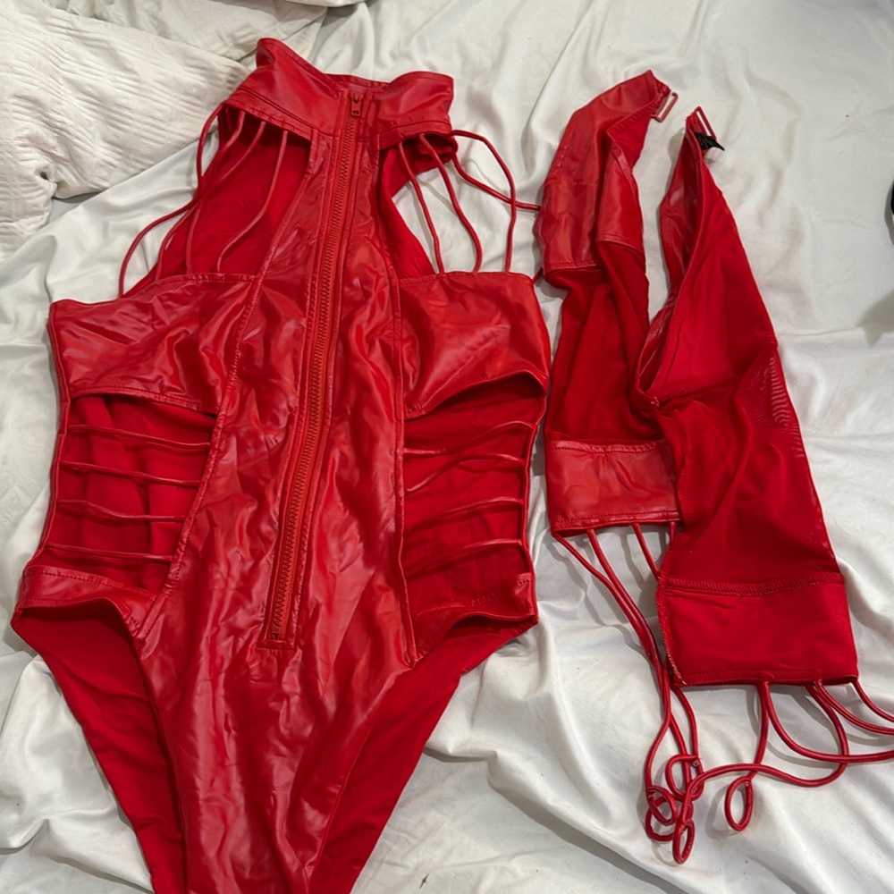 Suspex Red latex set